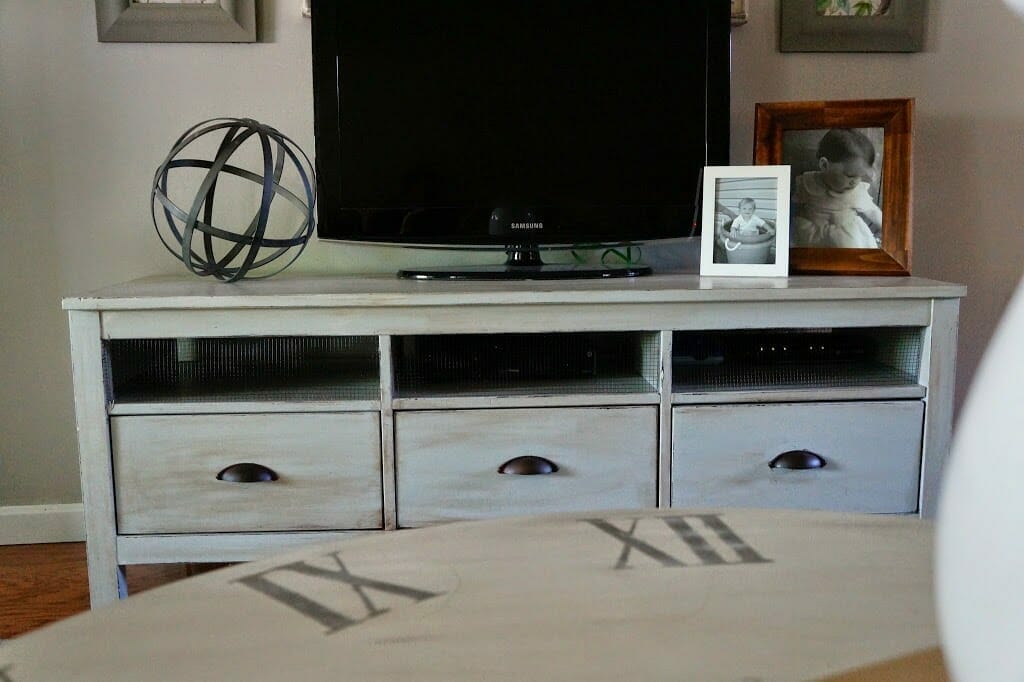 Farmhouse Hemnes Makeover - Seeking Lavender Lane