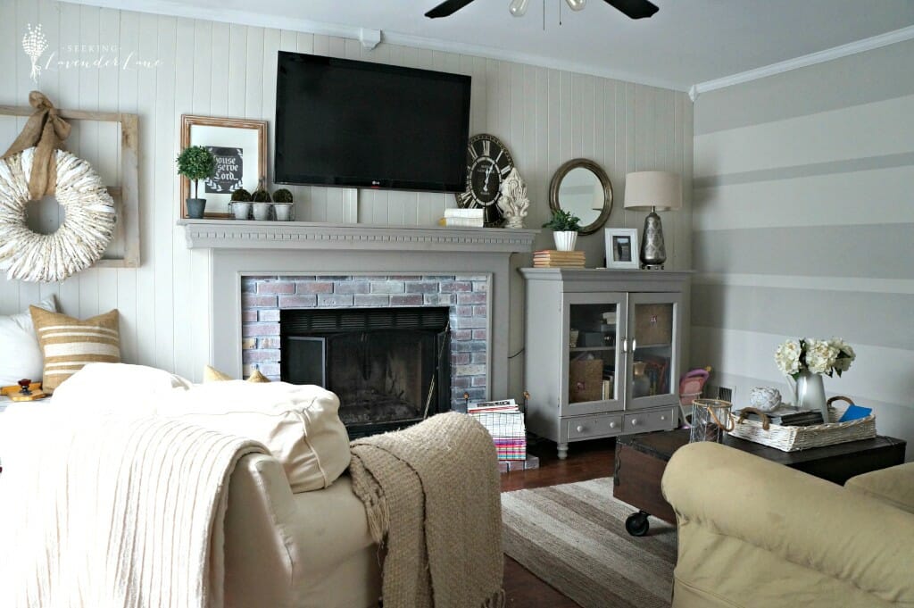 Family room with rustic wreath