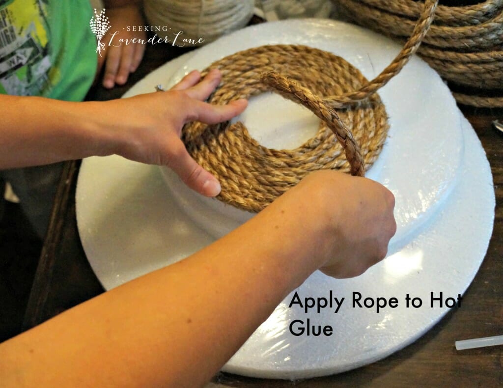 Apply Rope to Hot Glue