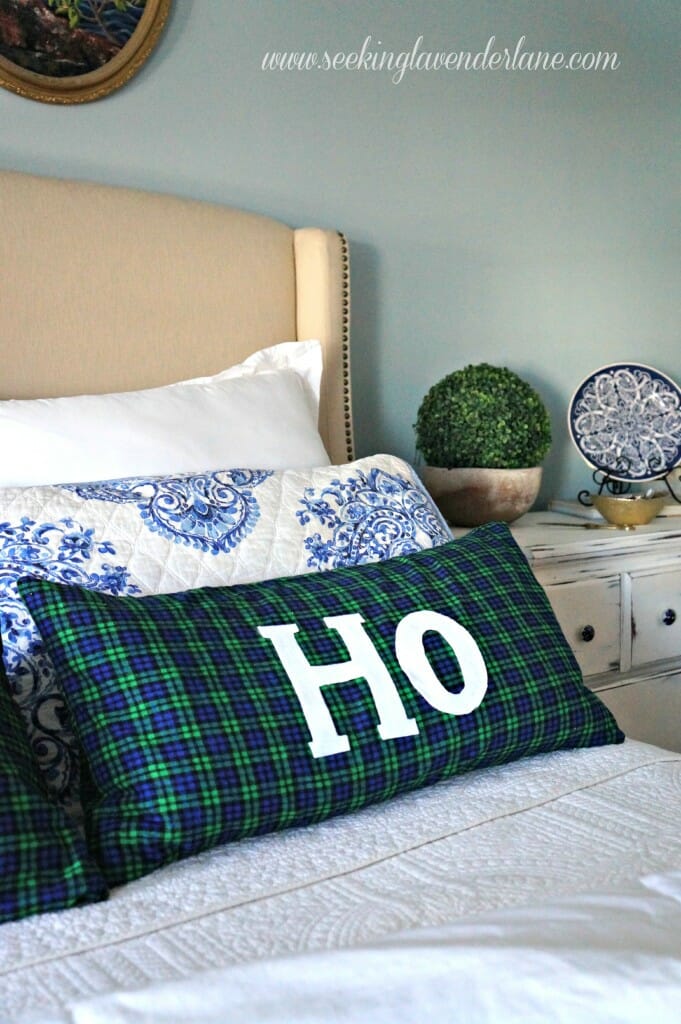 DIY HO HO pillows