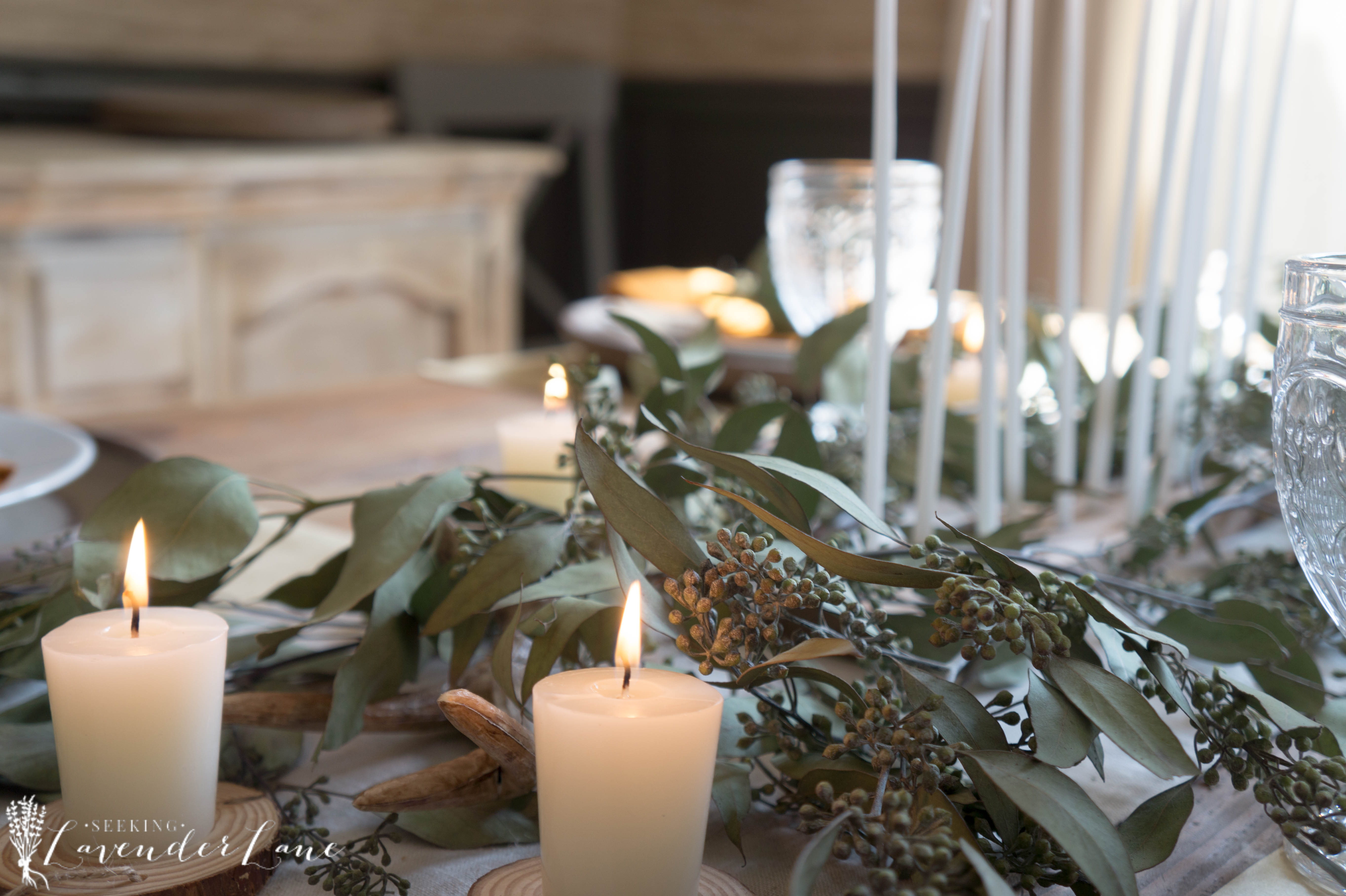 thanksgiving-table-eucalyptus-and-candles-10