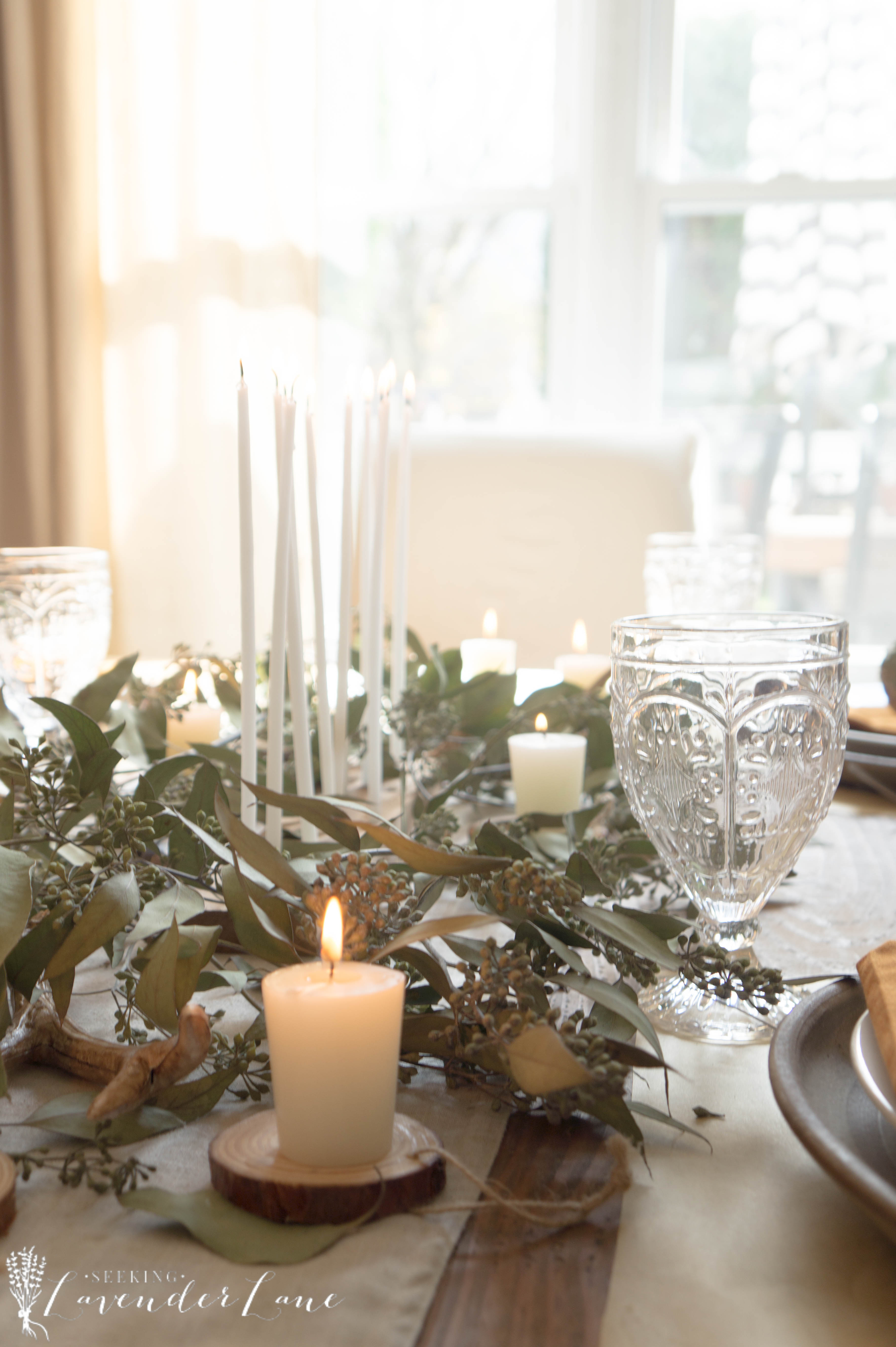 thanksgiving-table-eucalyptus-and-candles-11