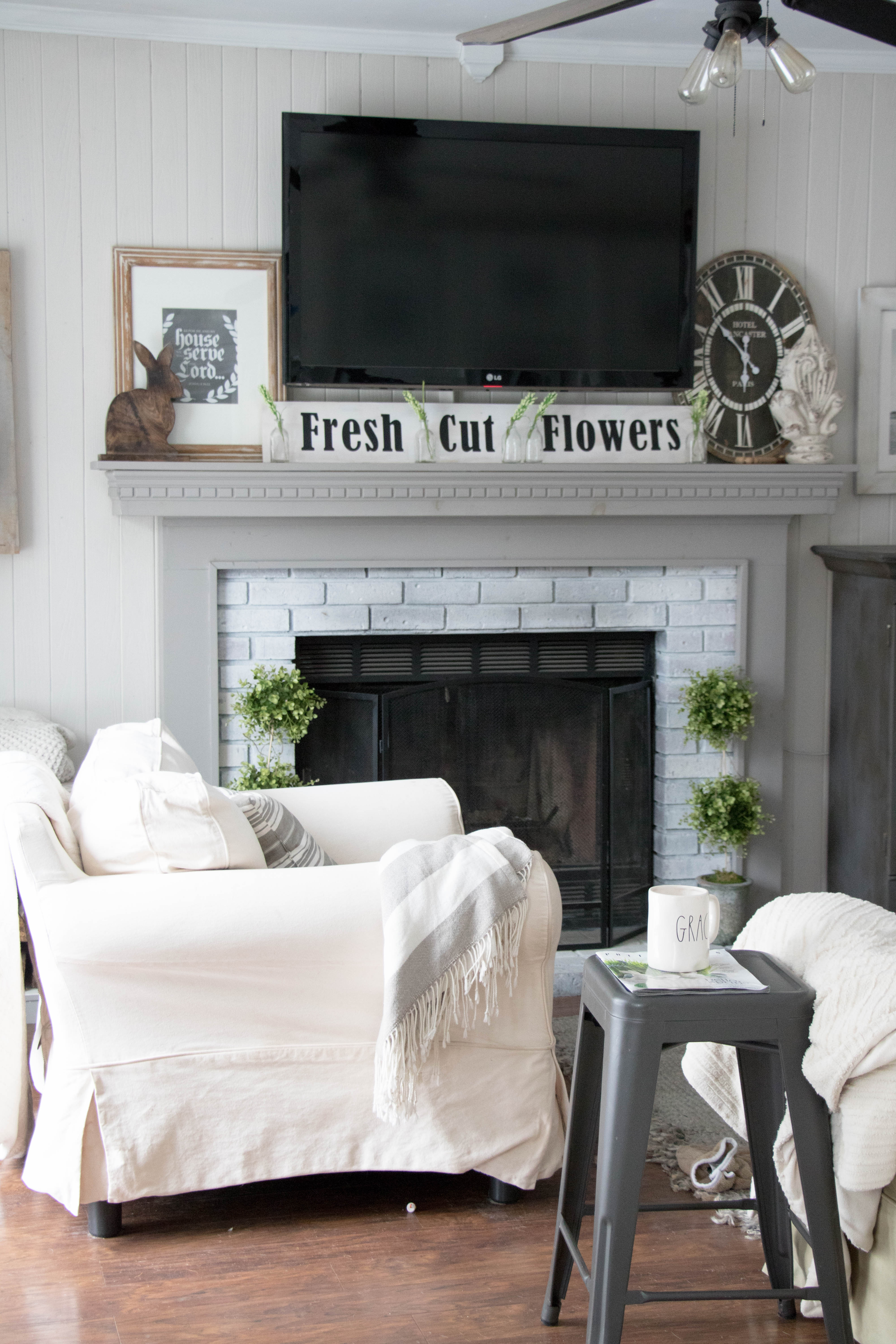 French Farmhouse Spring Home Tour 3033 Seeking Lavender Lane 2412