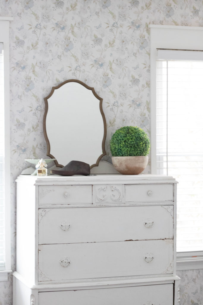 Floral Wallpaper Accent Wall Seeking Lavender Lane