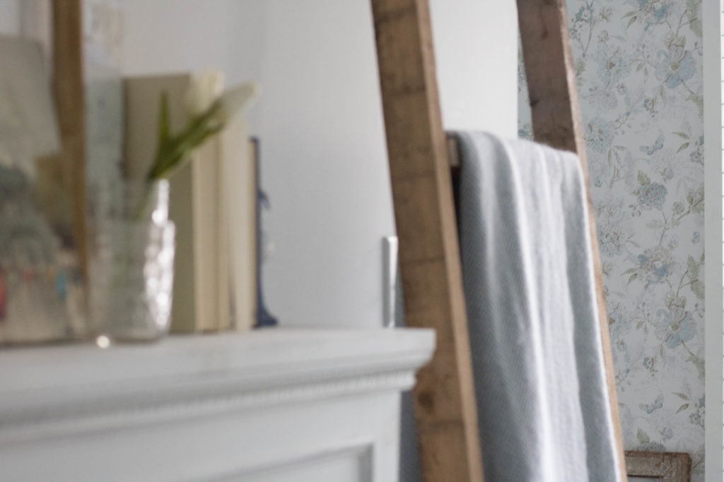 Floral Wallpaper Accent Wall Seeking Lavender Lane