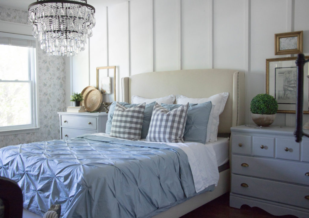 VintageFrenchFarmhouseMasterBedroomReveal33872 Seeking