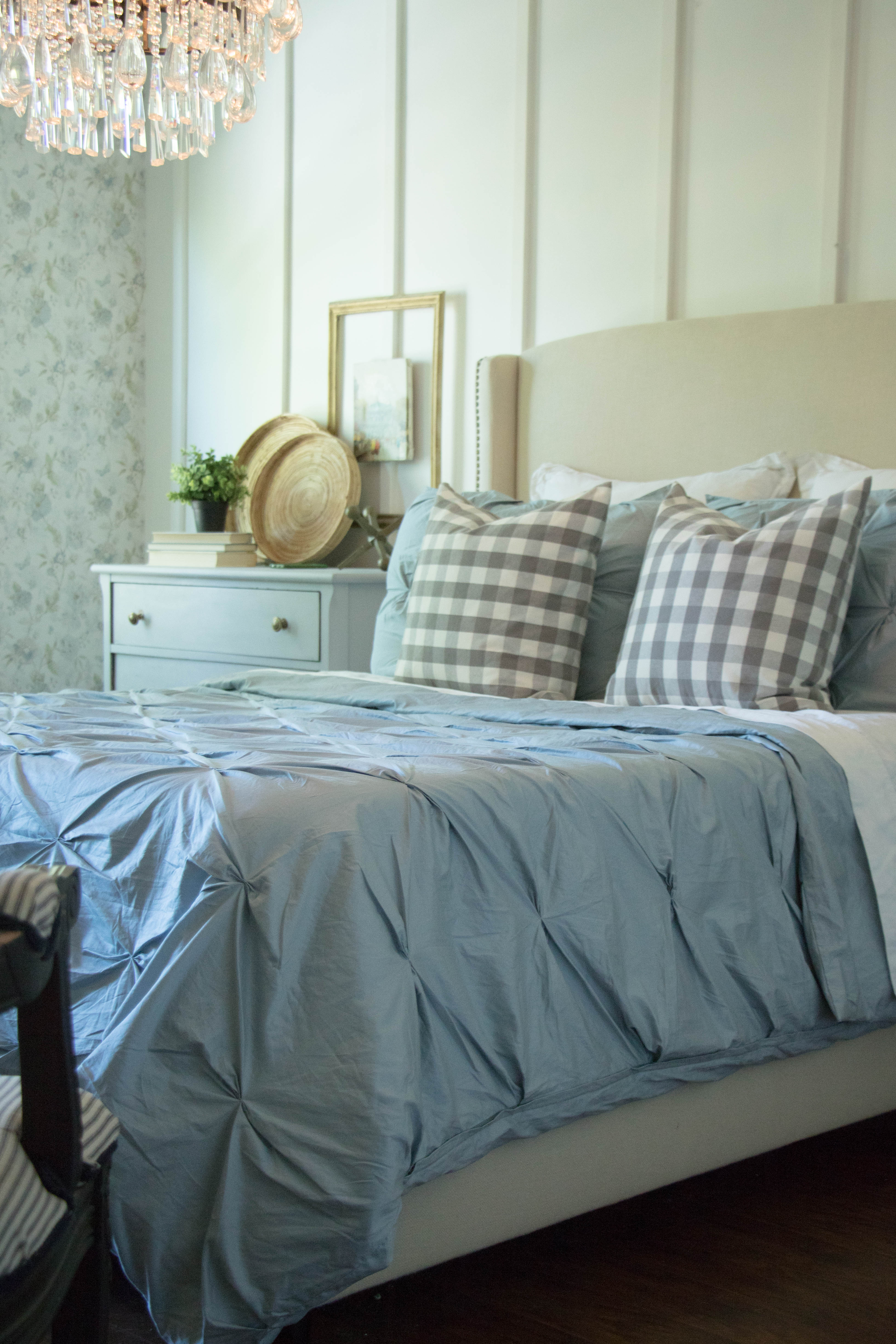VintageFrenchFarmhouseMasterBedroomReveal3429 Seeking Lavender Lane