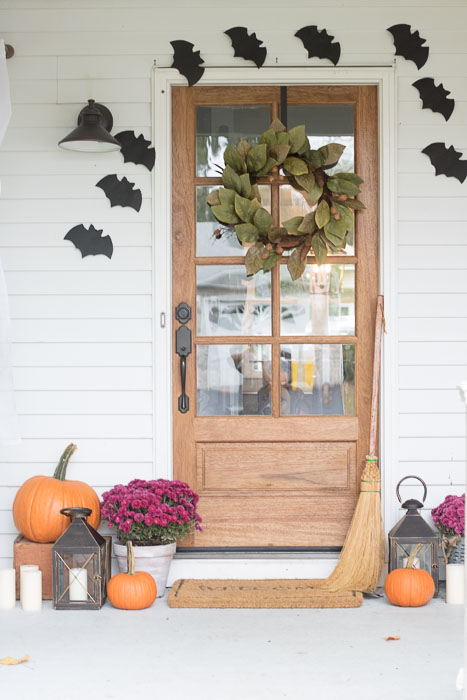 Classy Halloween Porch - Seeking Lavender Lane