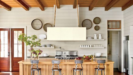 Wood Island, farmhouse Kitchen