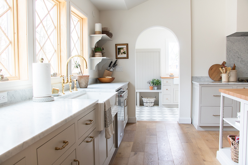 French-Farmhouse-kitchen