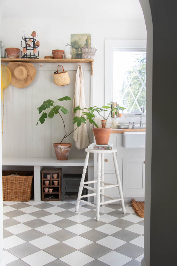 Kitchen Plate Rack Roundup - Seeking Lavender Lane