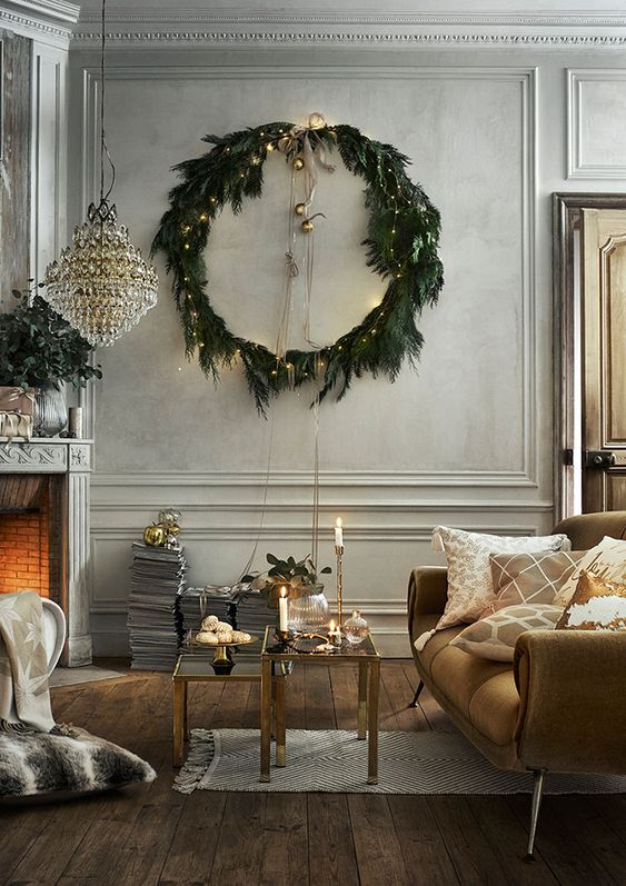 European Christmas Decorating  Seeking Lavender Lane