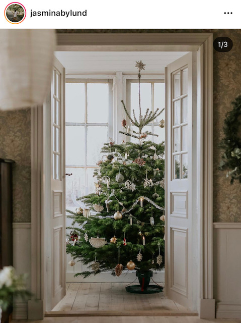 My Simple Nordic Christmas Tree - Twelve On Main