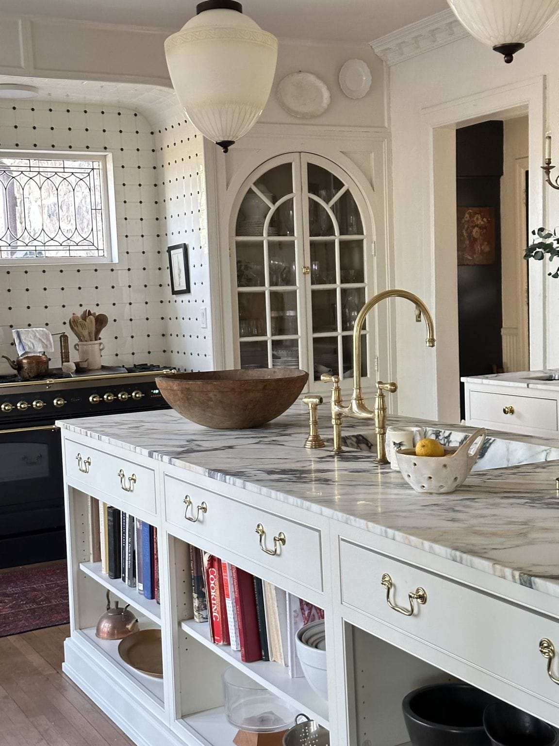 French Style Unfit Kitchen Seeking Lavender Lane